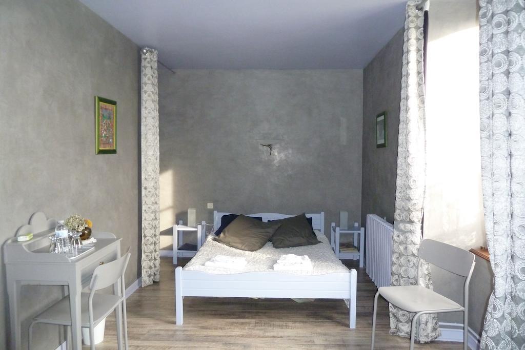 B&B L'Atelier Du Presbytere Saint-Maugan Pokój zdjęcie